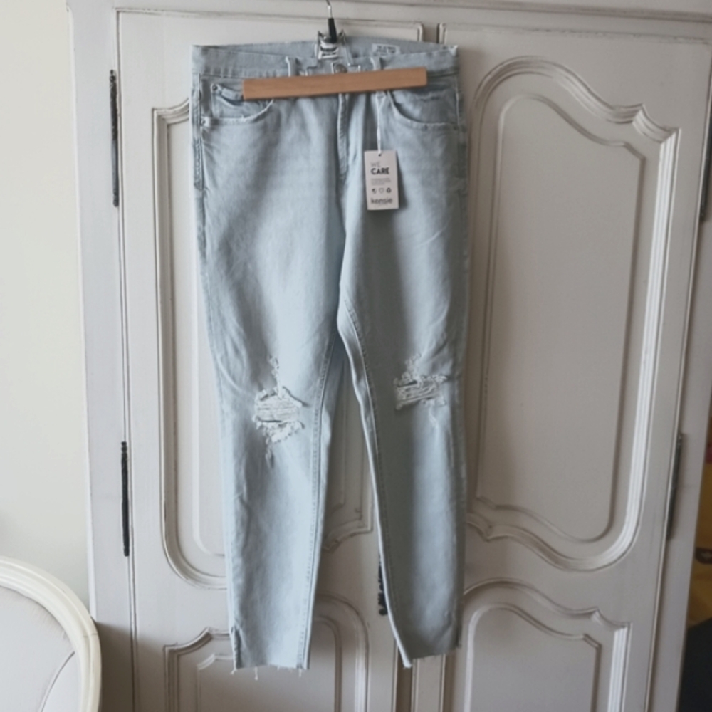 High Rise Light Wash Jeans